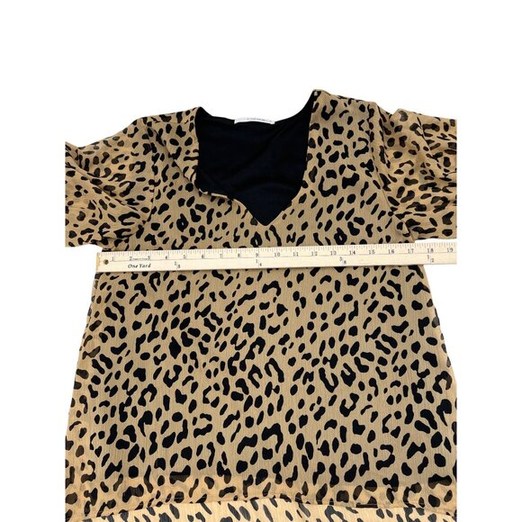 Caramela Leopard Print V-Neck Sheer High-Low Blouse Women's size Medium - Picture 6 of 8